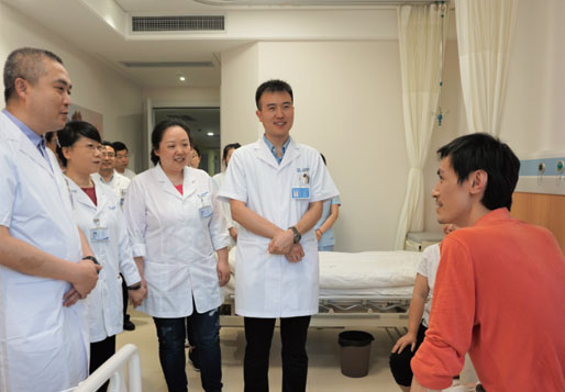 医师团队定期回访